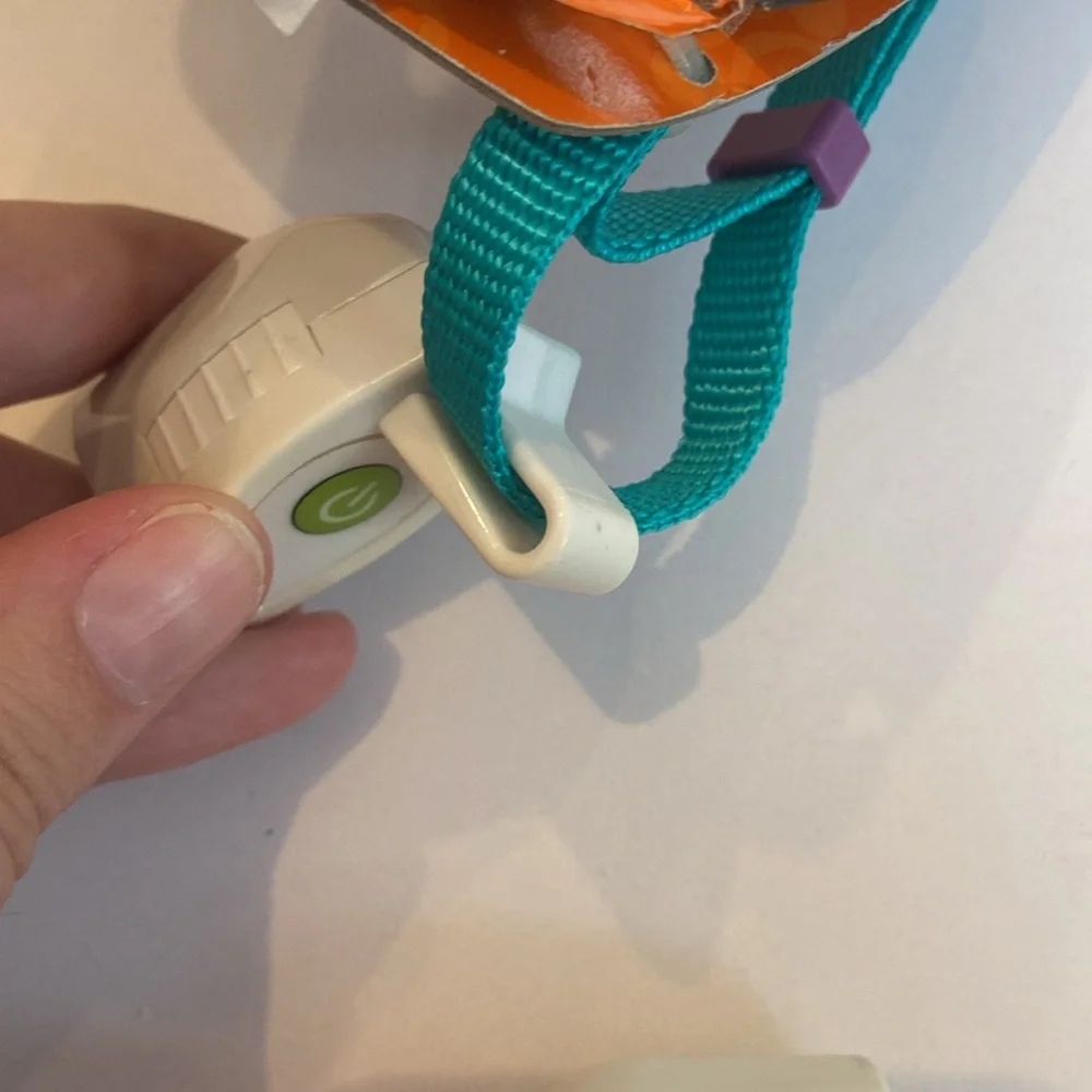 NWT collar laser toy for cats-collar + toy combo; teal & purple collar